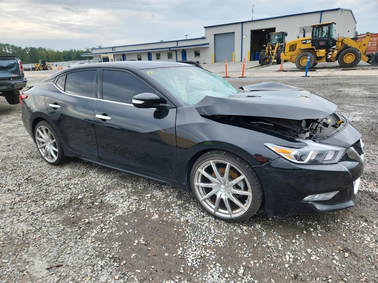 2016 NISSAN Maxima