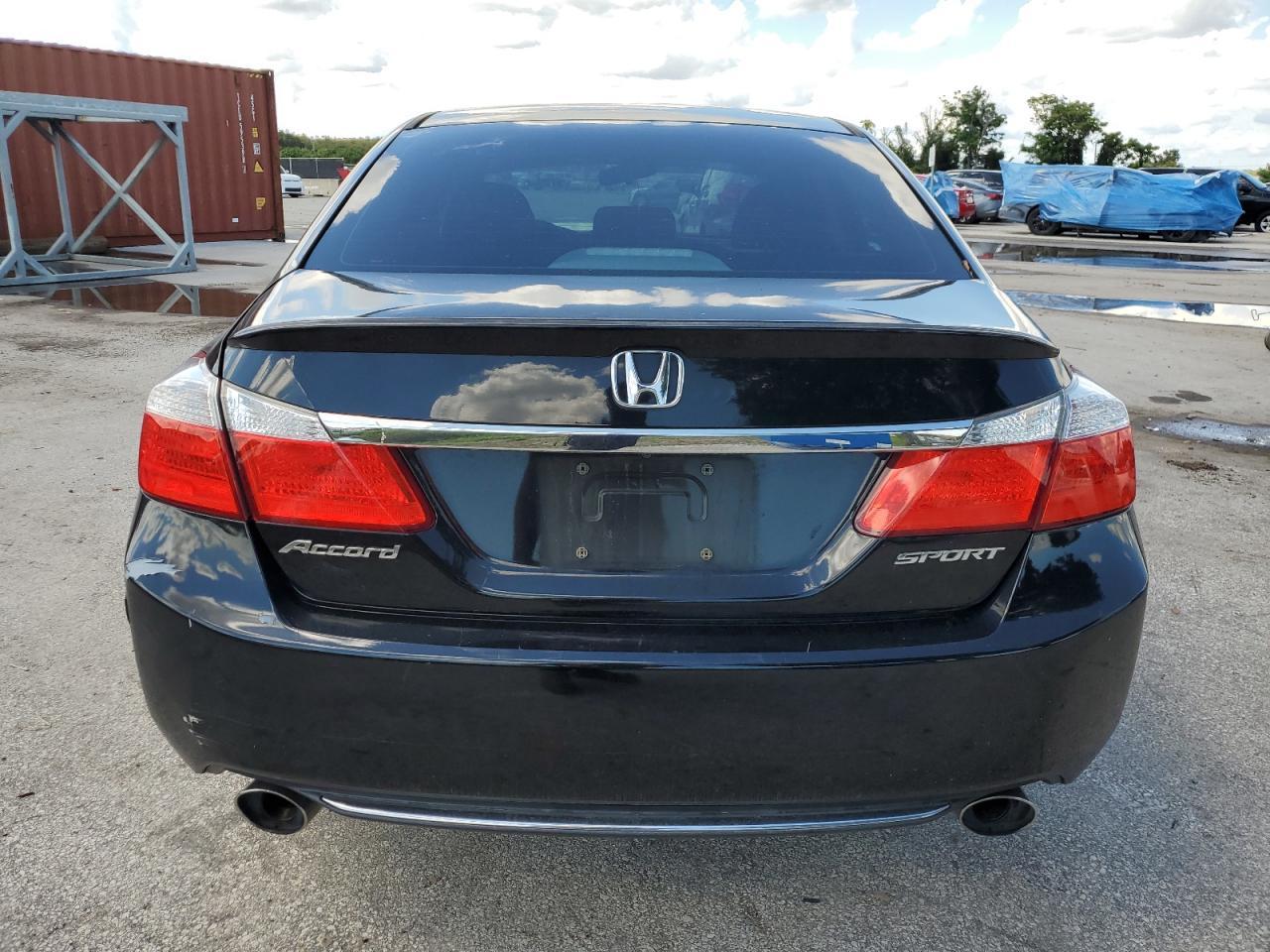 2015 HONDA ACCORD