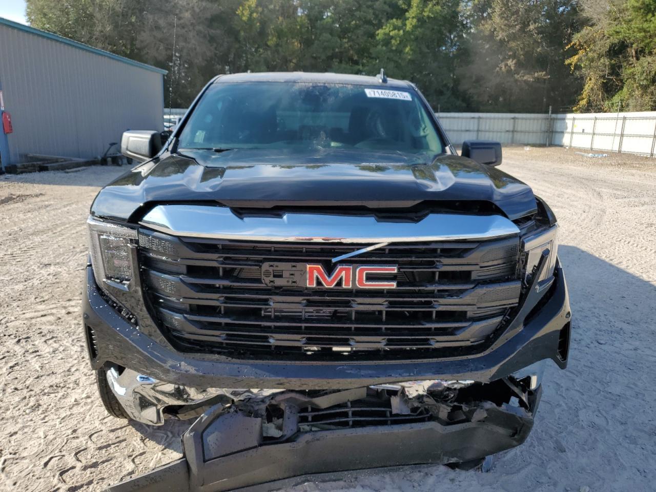 2025 GMC Sierra
