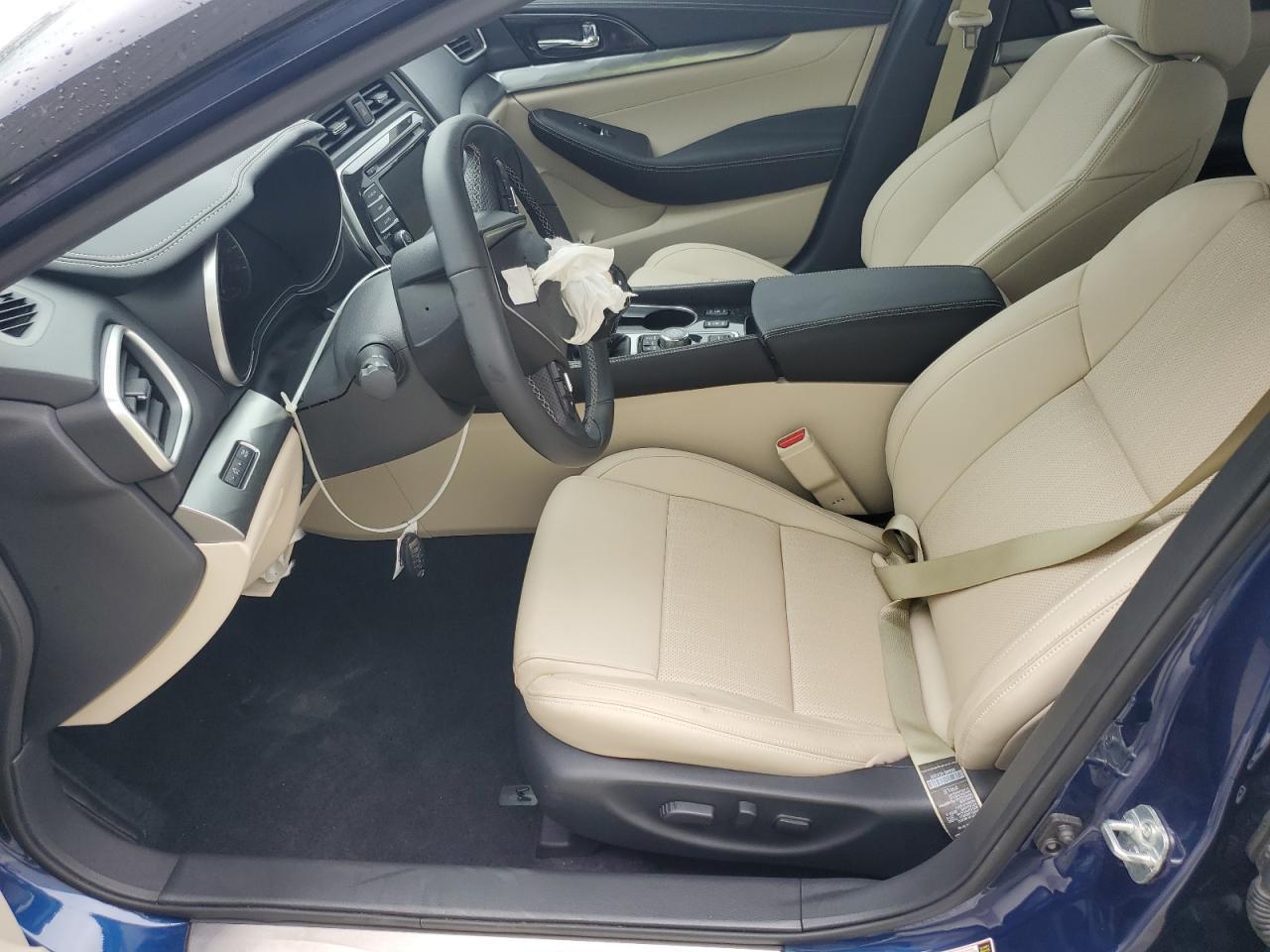 2019 NISSAN Maxima