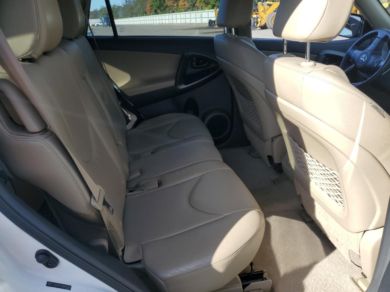 2012 TOYOTA RAV4