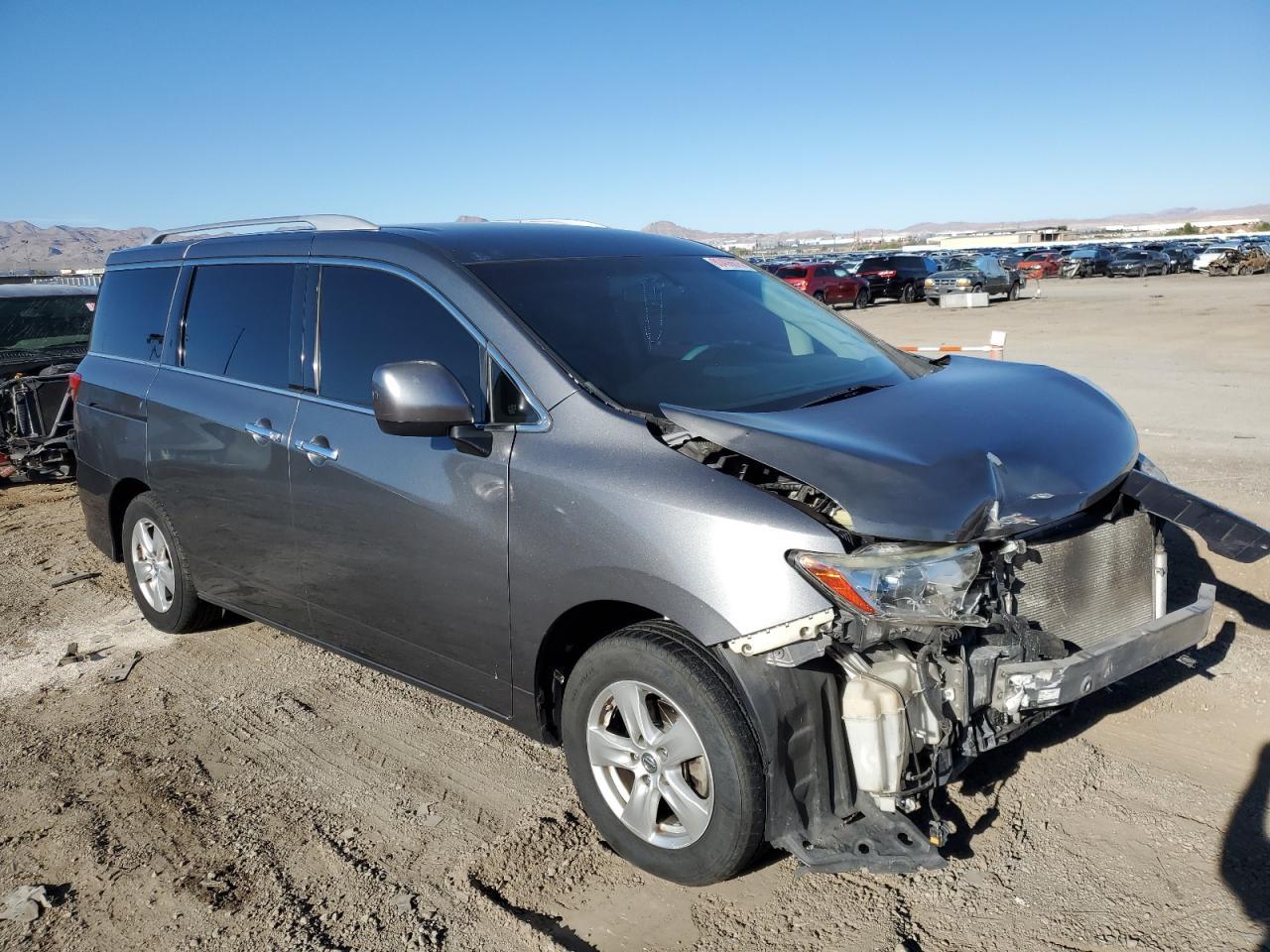 2016 NISSAN Quest
