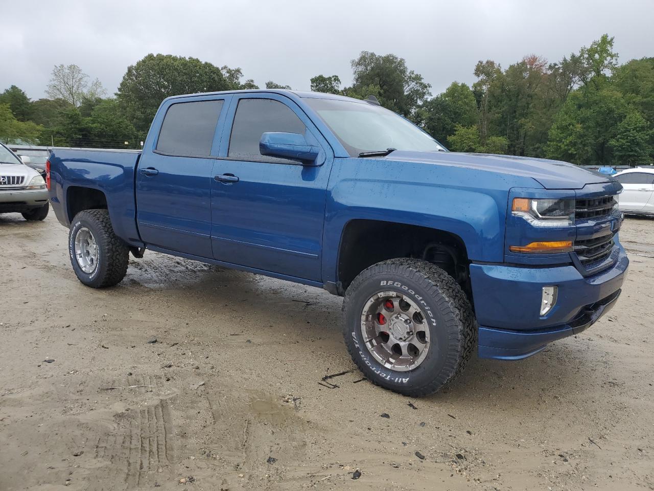2018 CHEVROLET Silverado