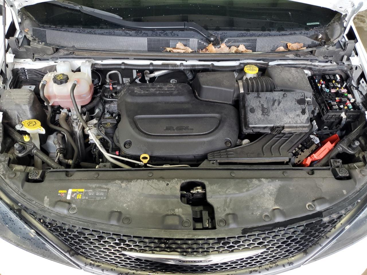 2023 CHRYSLER Voyager
