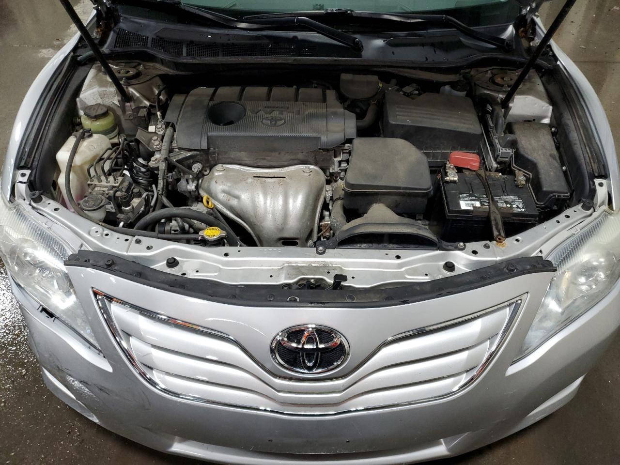 2011 TOYOTA CAMRY