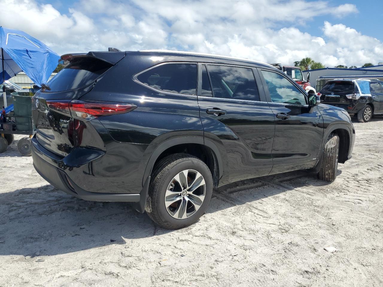 2025 TOYOTA HIGHLANDER