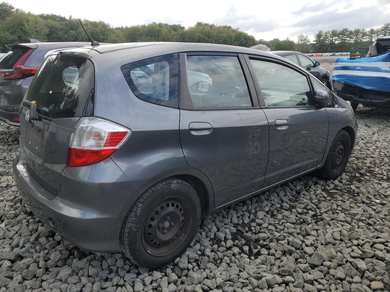 2013 HONDA FIT