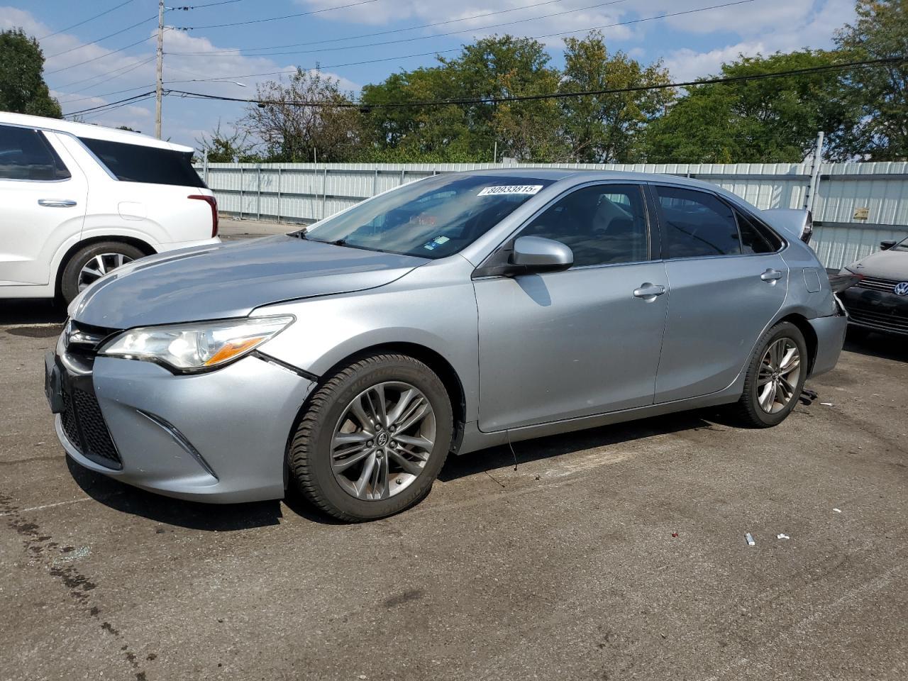 2016 TOYOTA CAMRY