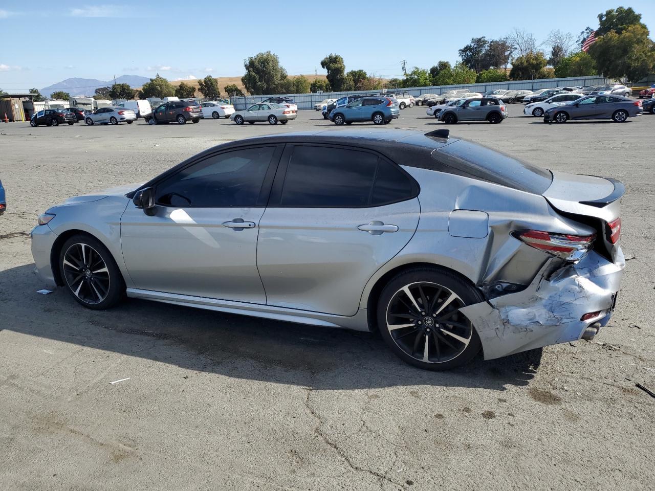 2019 TOYOTA CAMRY