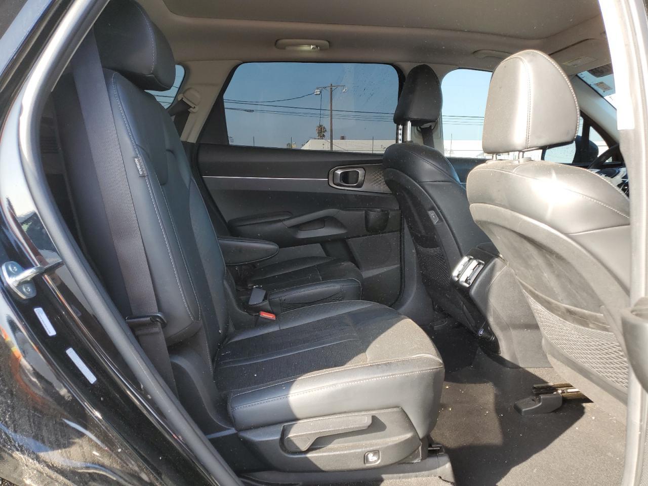 2025 KIA SORENTO