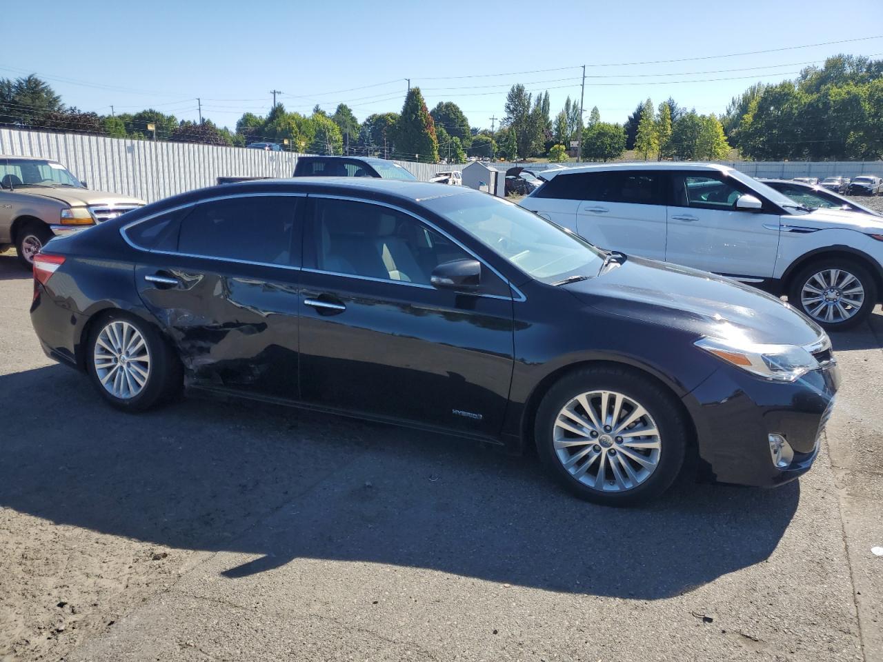 2014 TOYOTA Avalon