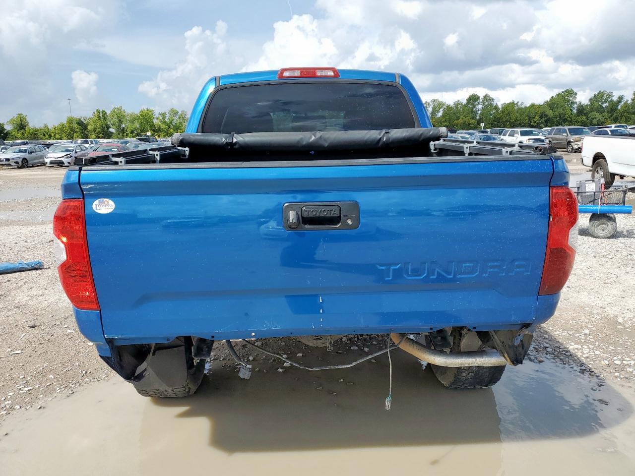 2016 TOYOTA TUNDRA