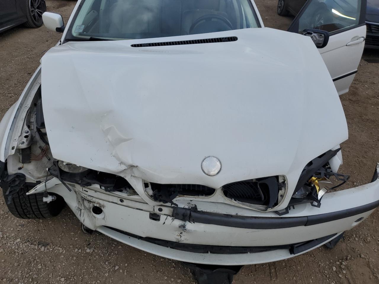 2002 BMW 3 SERIES