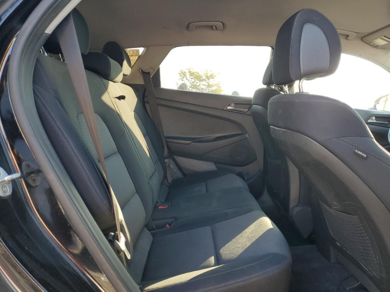 2016 HYUNDAI TUCSON