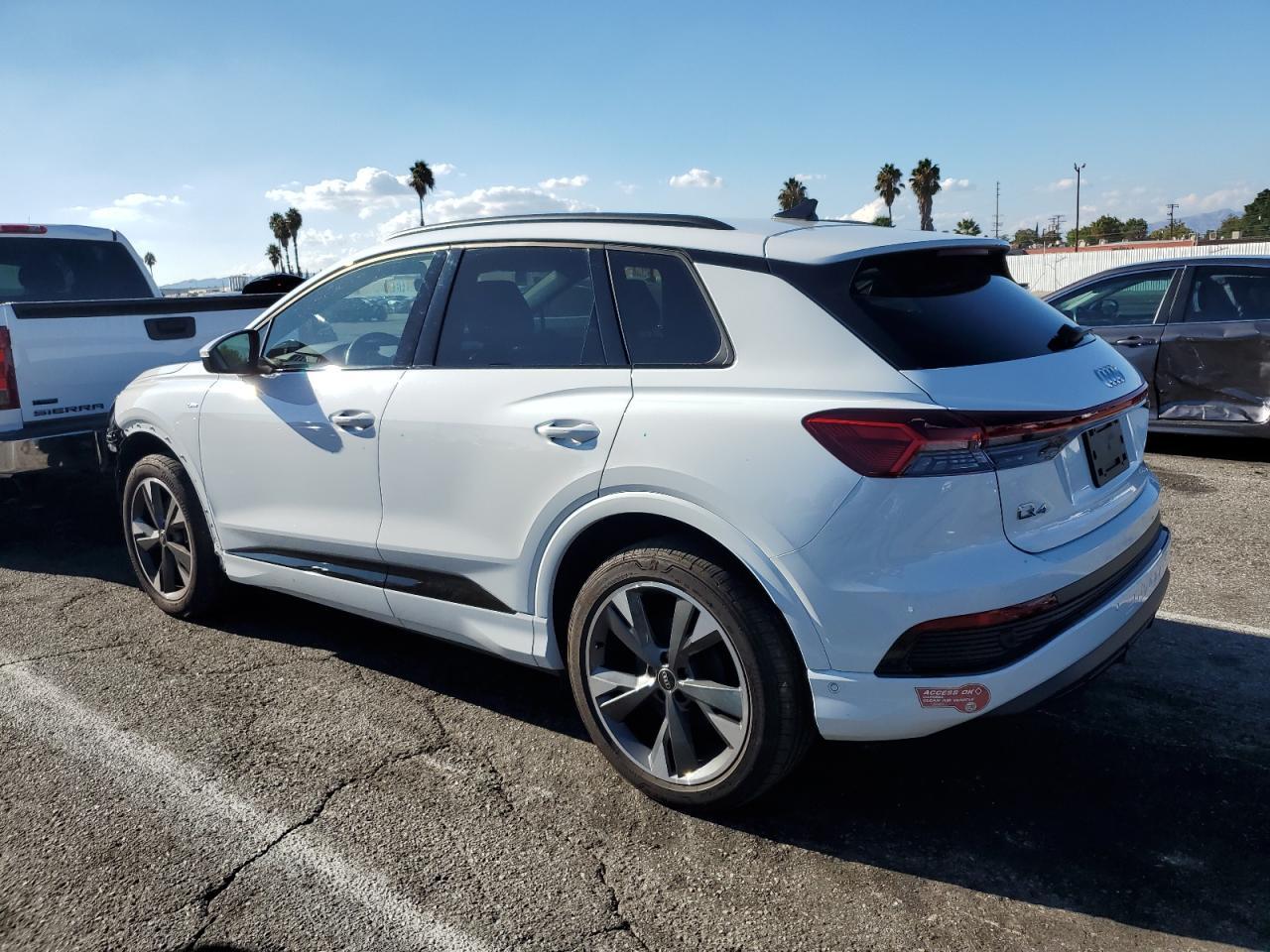 2024 AUDI Q4 e-tron