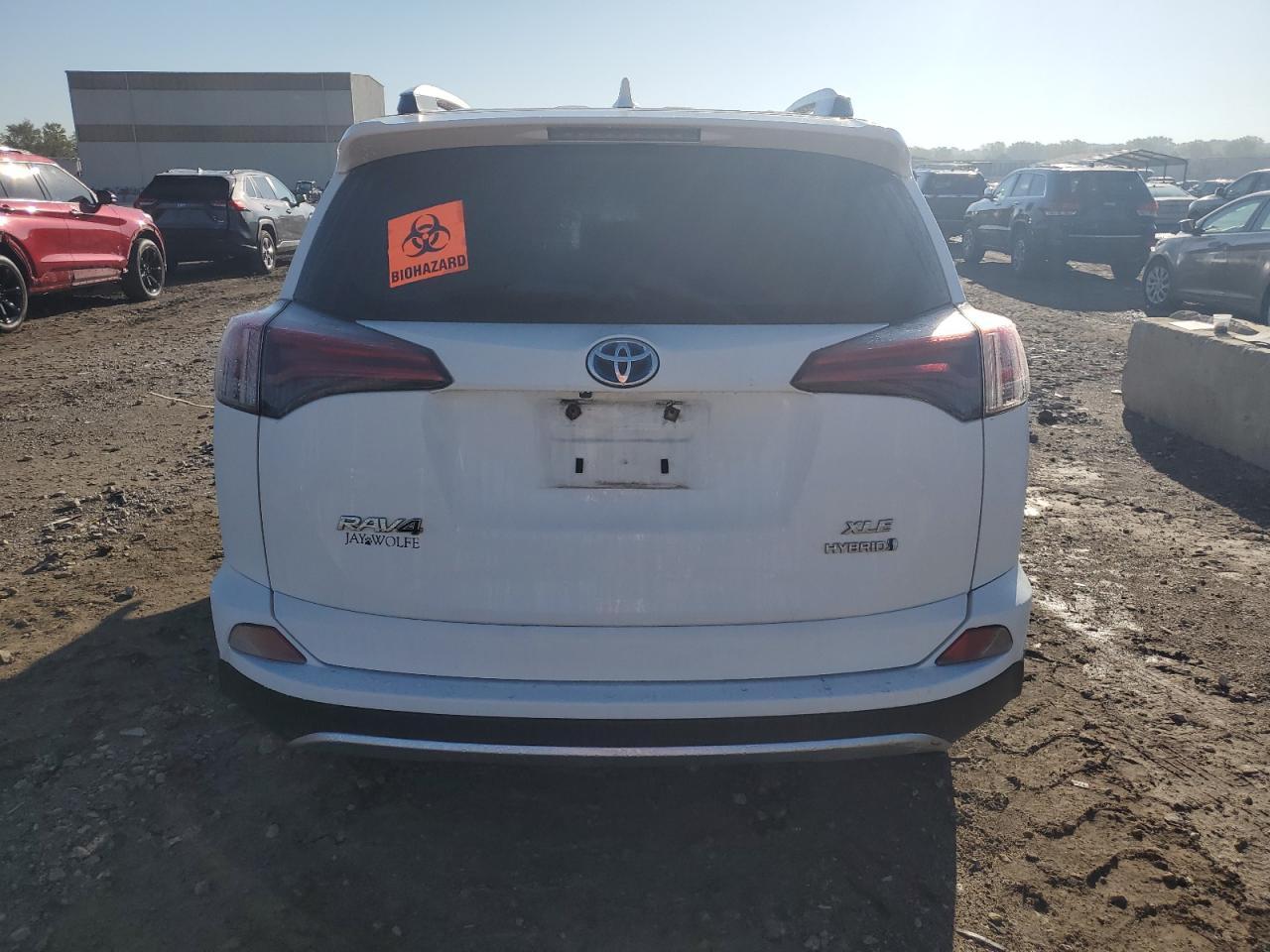 2016 TOYOTA RAV4