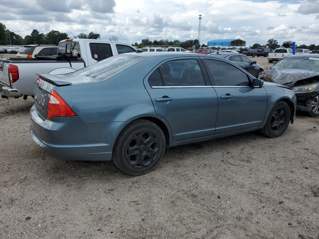 2011 FORD FUSION