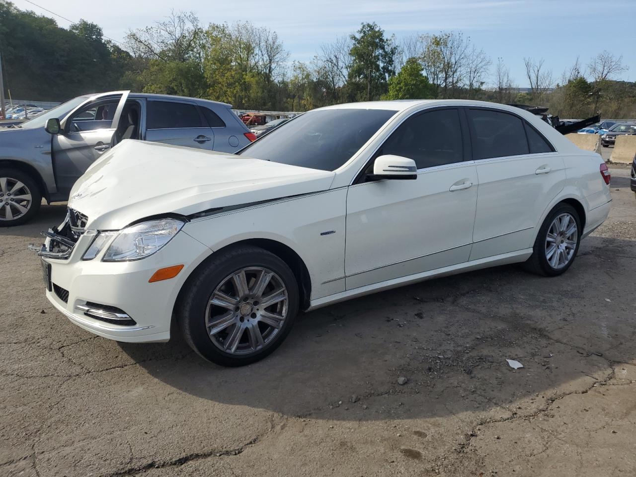 2012 MERCEDES-BENZ E-Class