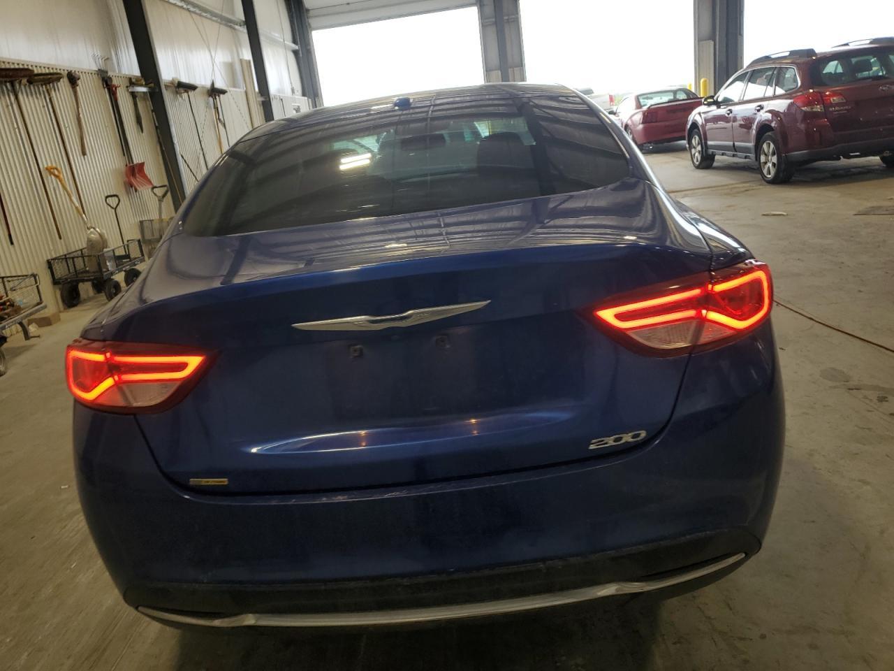 2015 CHRYSLER 200