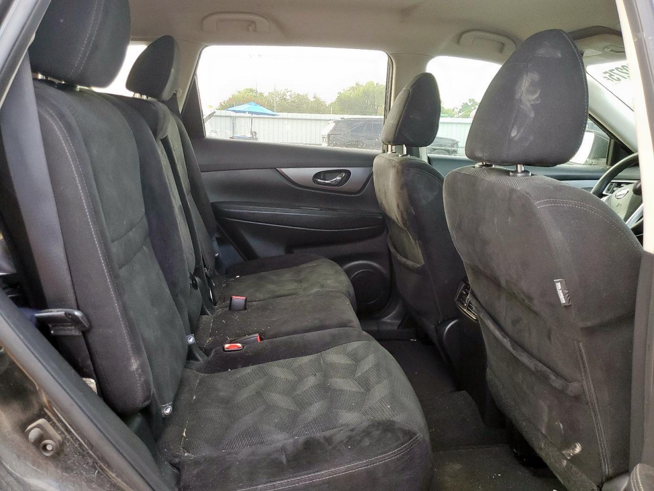 2016 NISSAN ROGUE