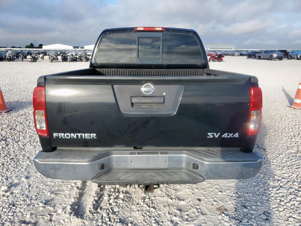 2016 NISSAN Frontier