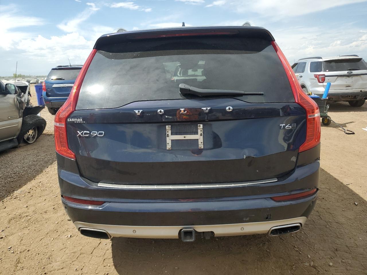 2016 VOLVO XC90