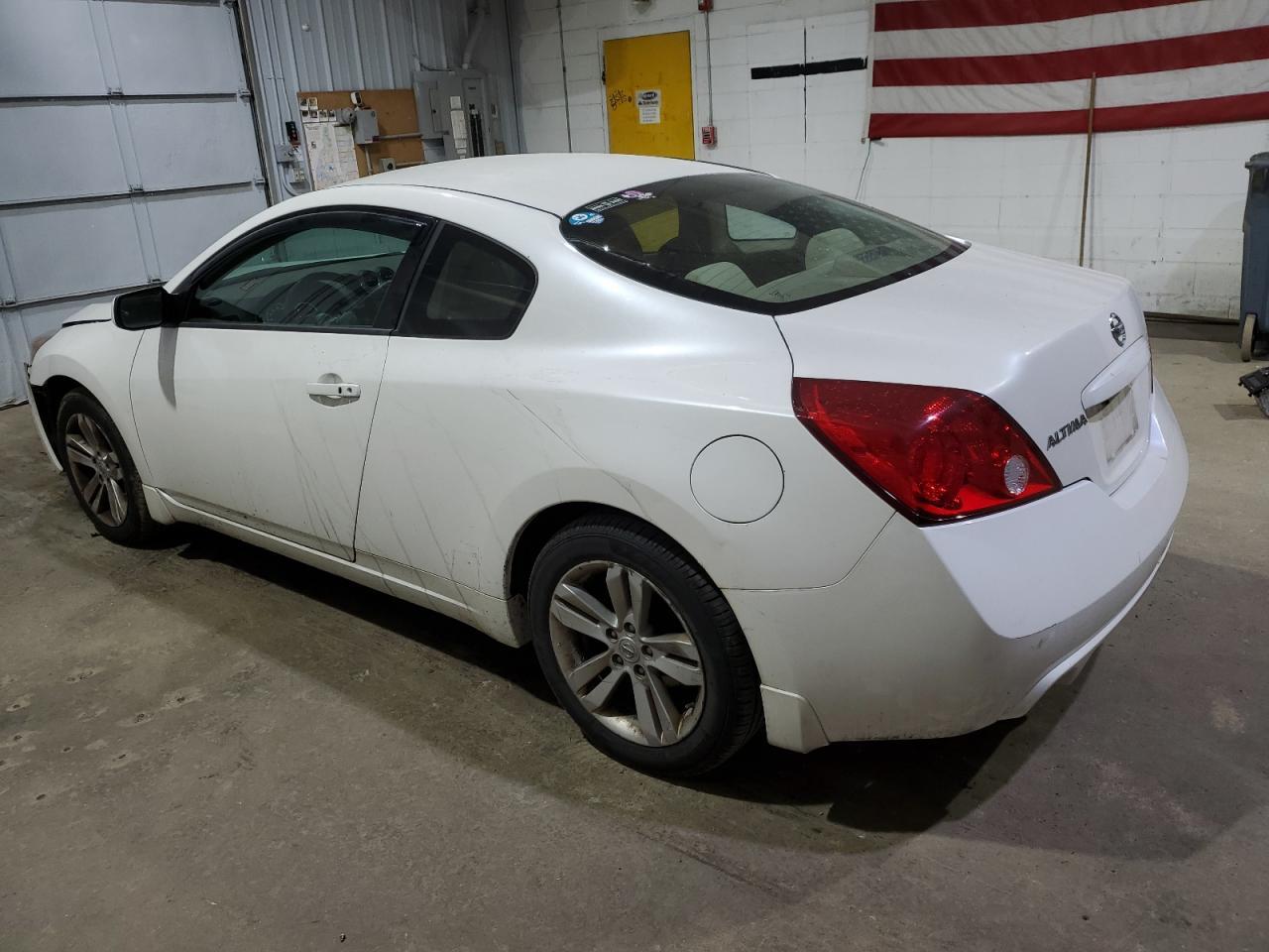 2010 NISSAN ALTIMA