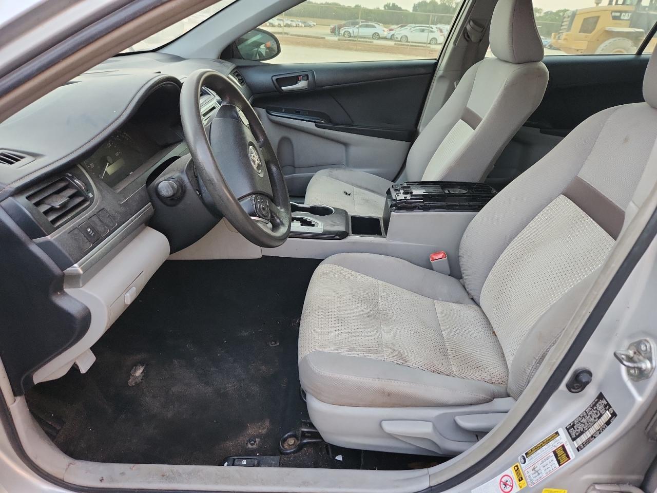 2014 TOYOTA CAMRY