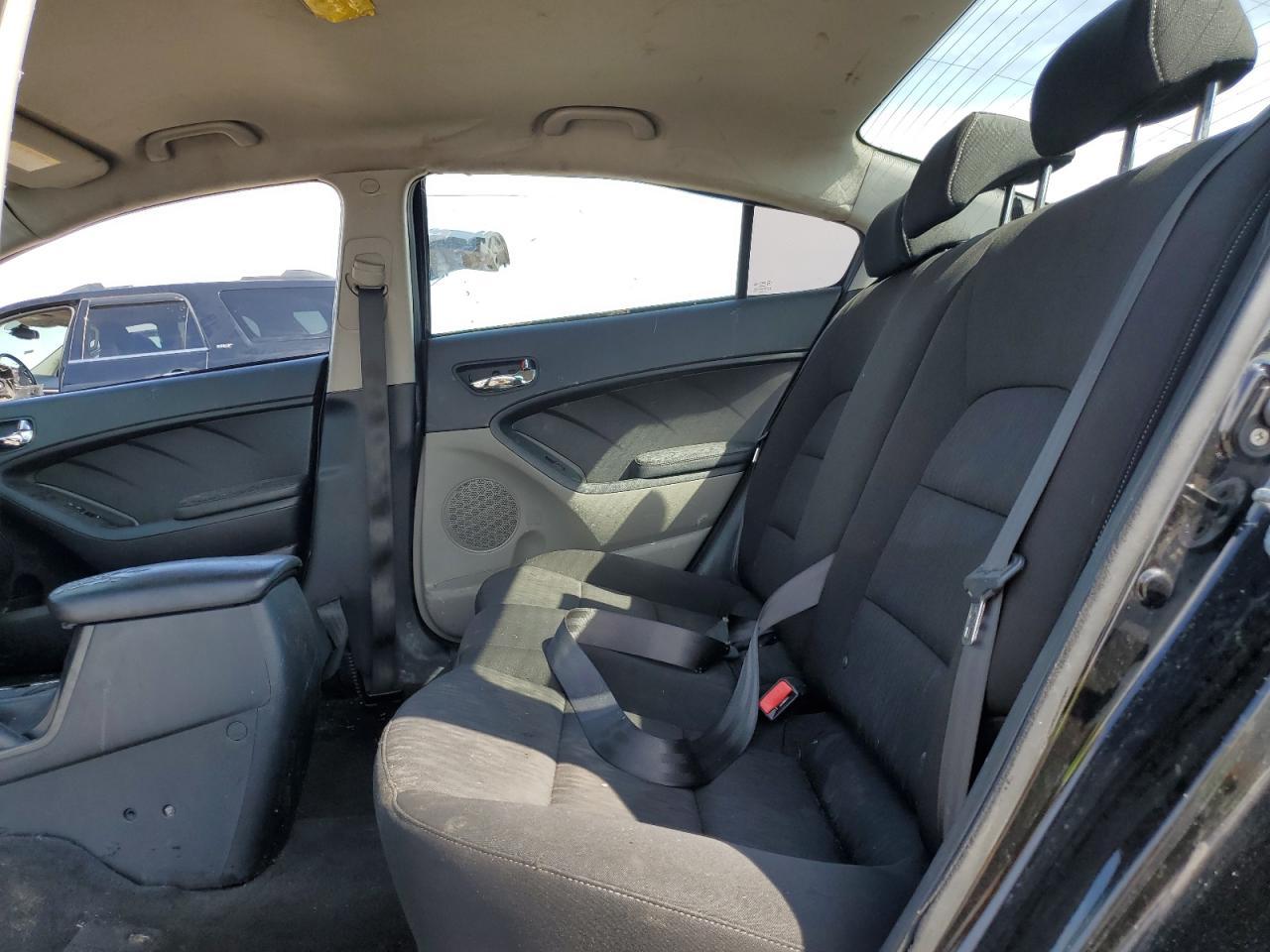 2016 KIA FORTE