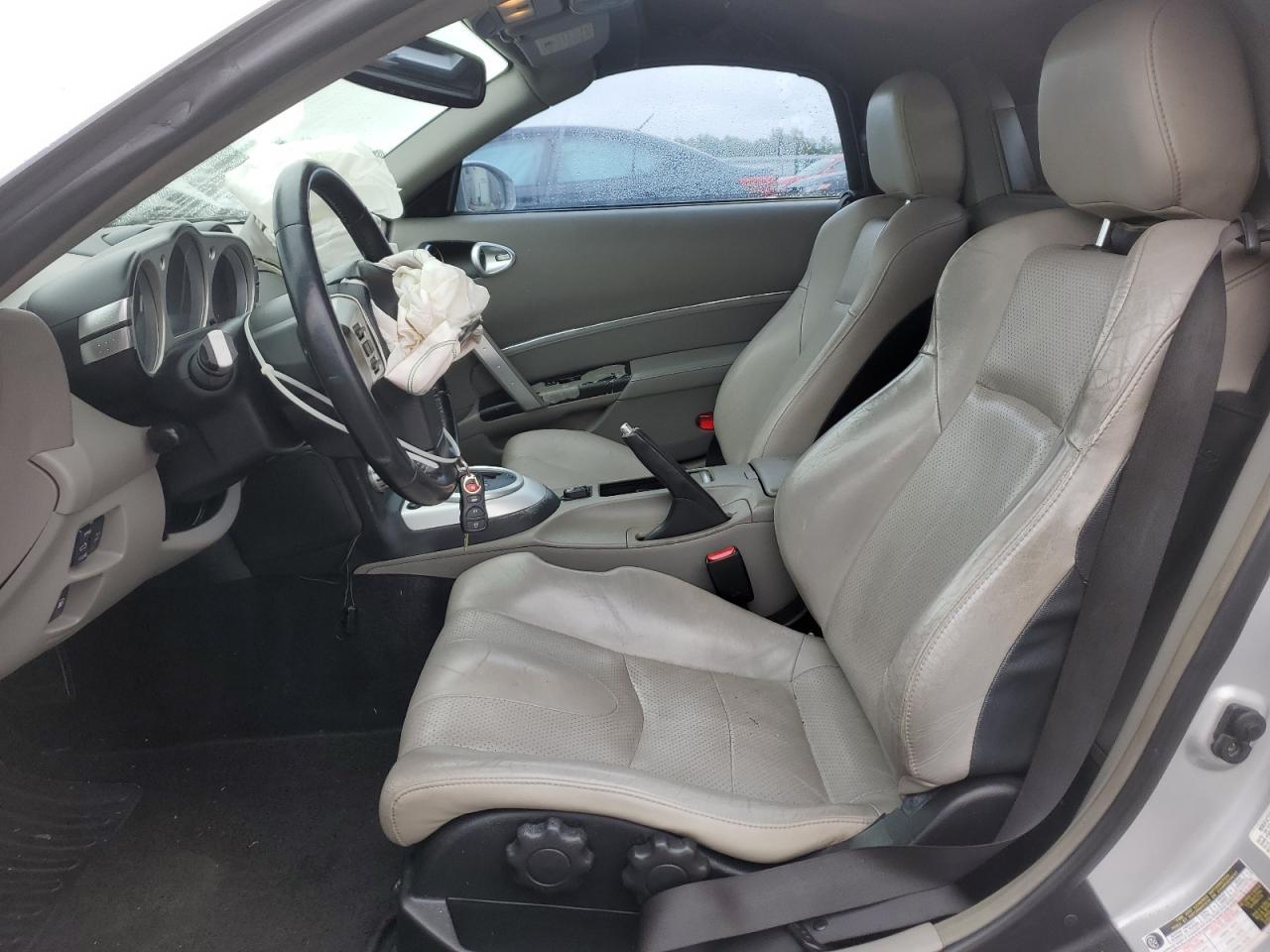 2007 NISSAN Z