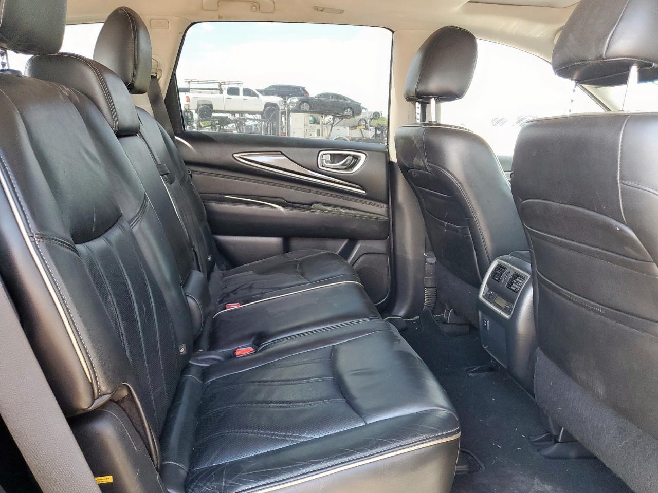 2016 INFINITI QX60