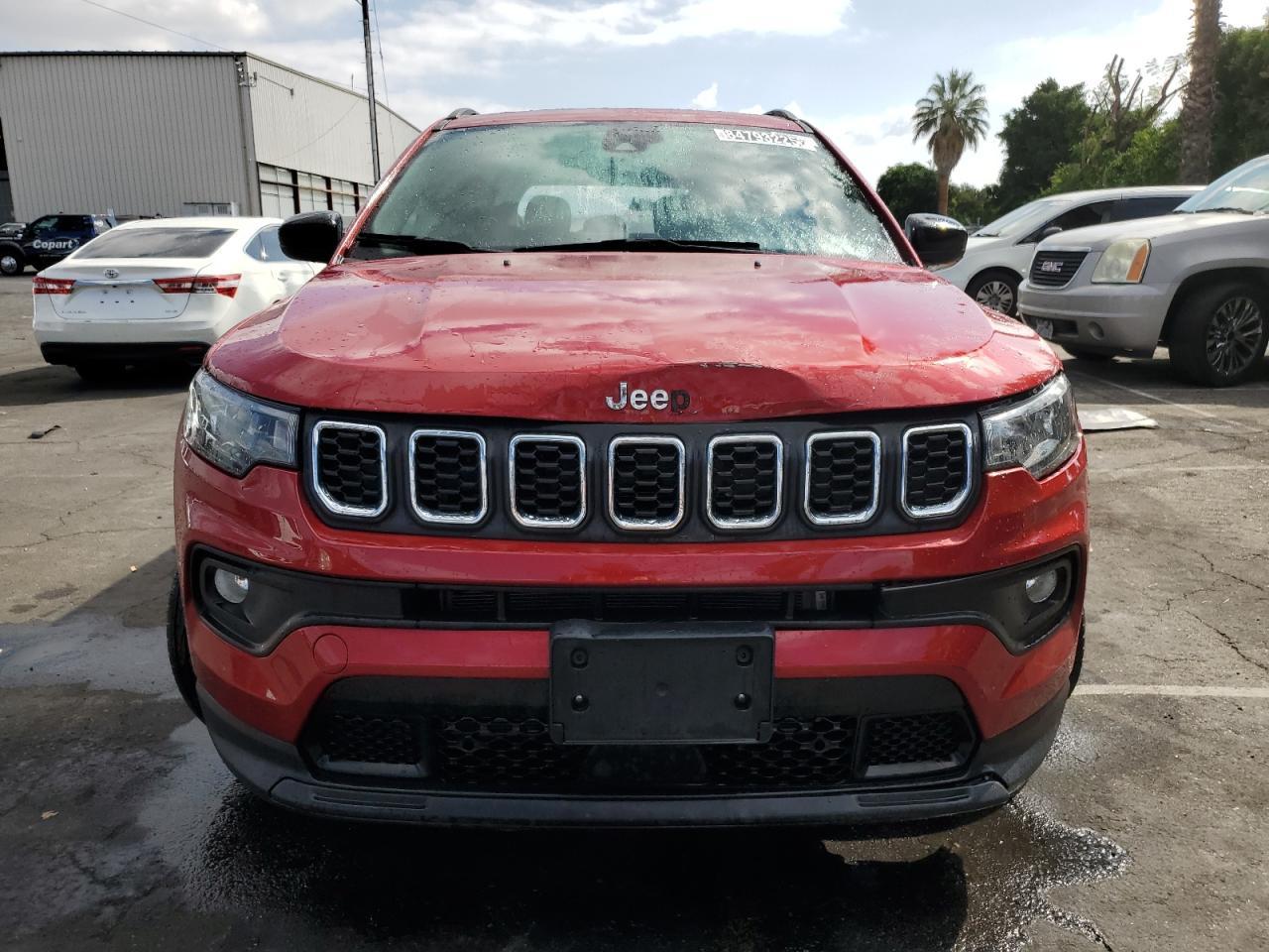 2025 JEEP Compass
