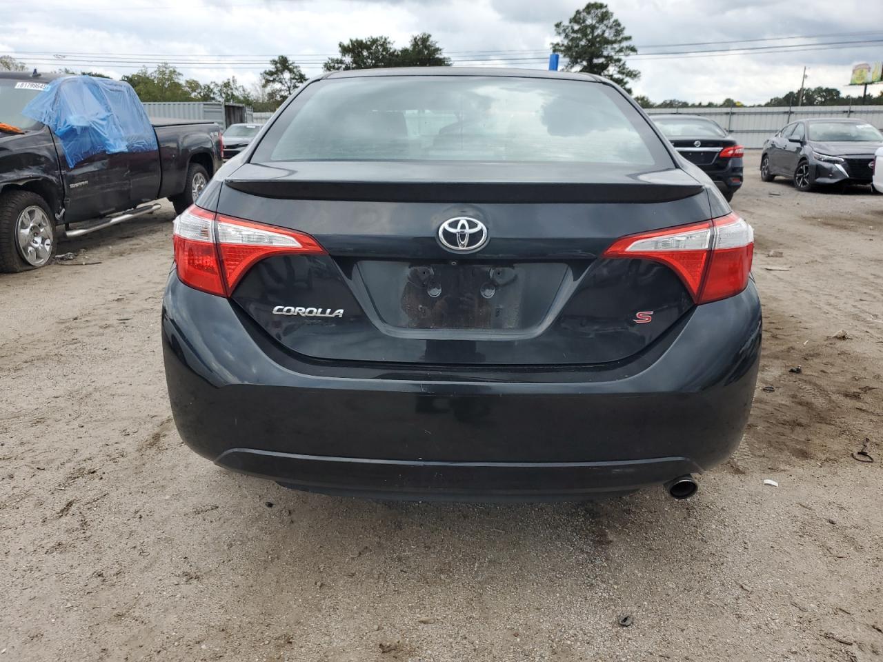 2015 TOYOTA COROLLA