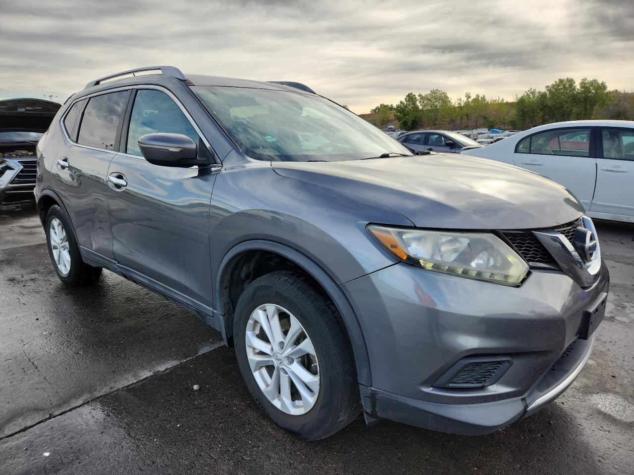 2015 NISSAN ROGUE
