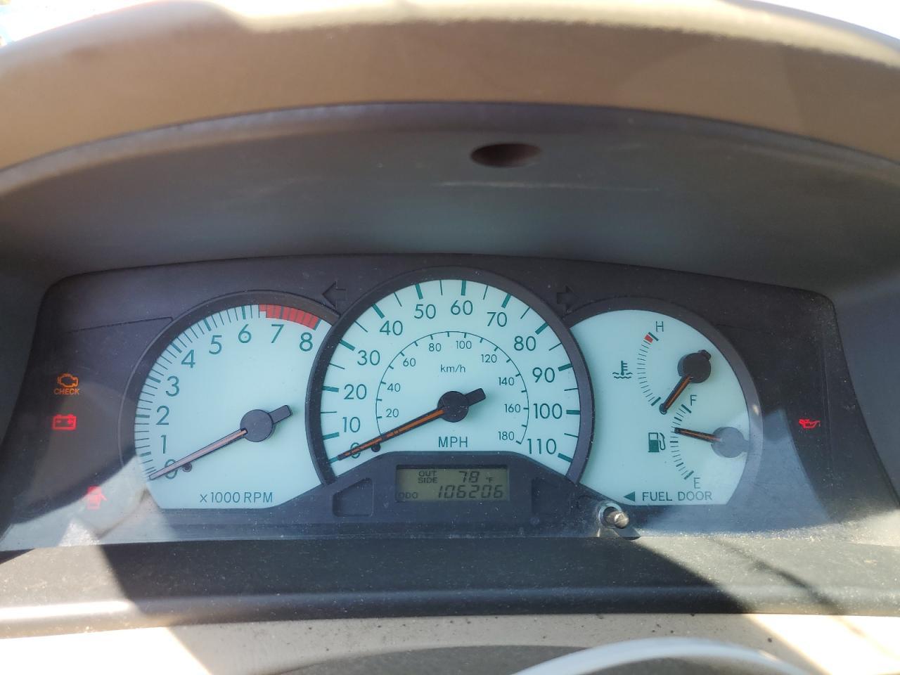 2004 TOYOTA COROLLA