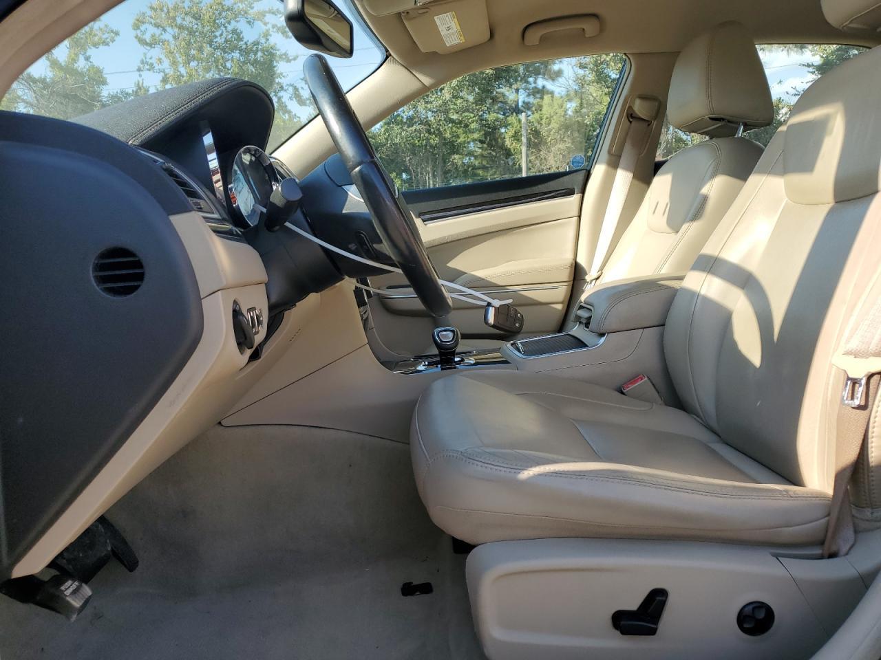 2013 CHRYSLER 300