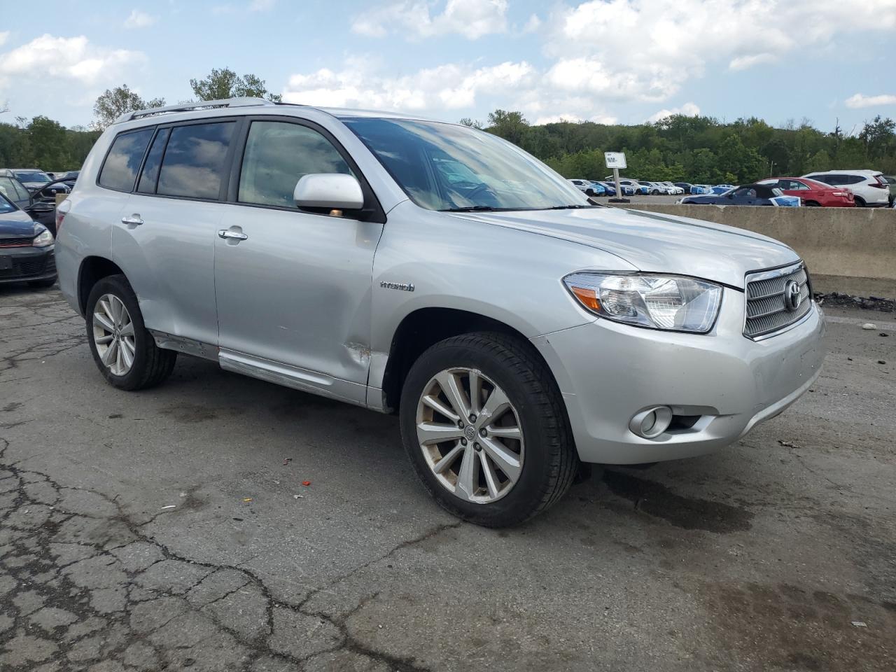 2010 TOYOTA HIGHLANDER
