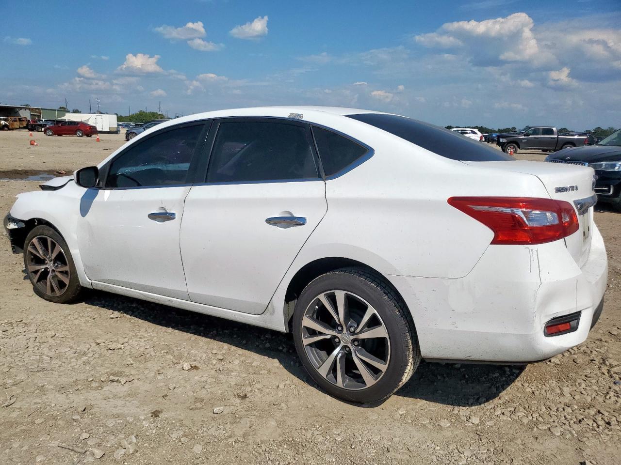 2016 NISSAN SENTRA