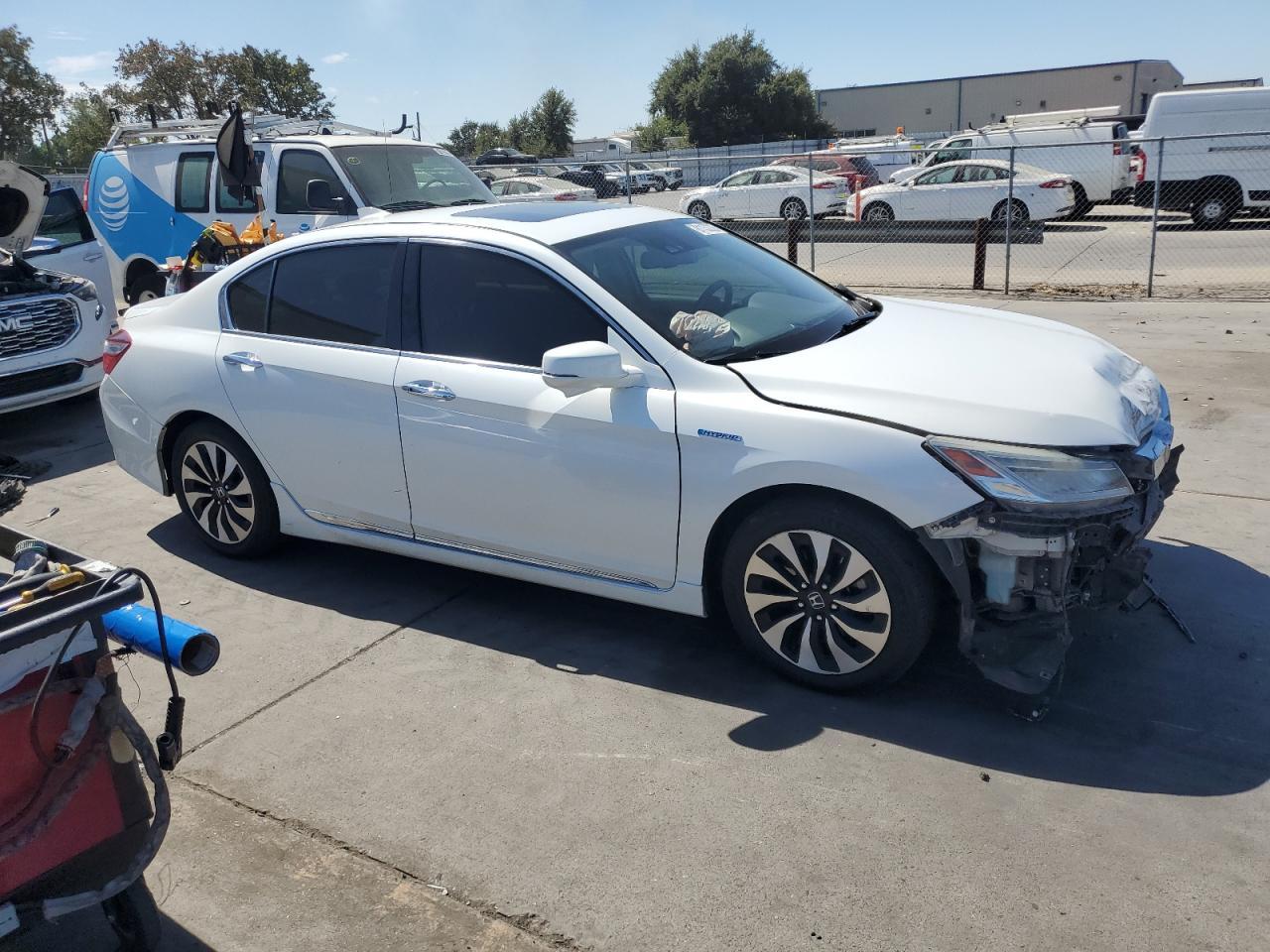 2017 HONDA ACCORD