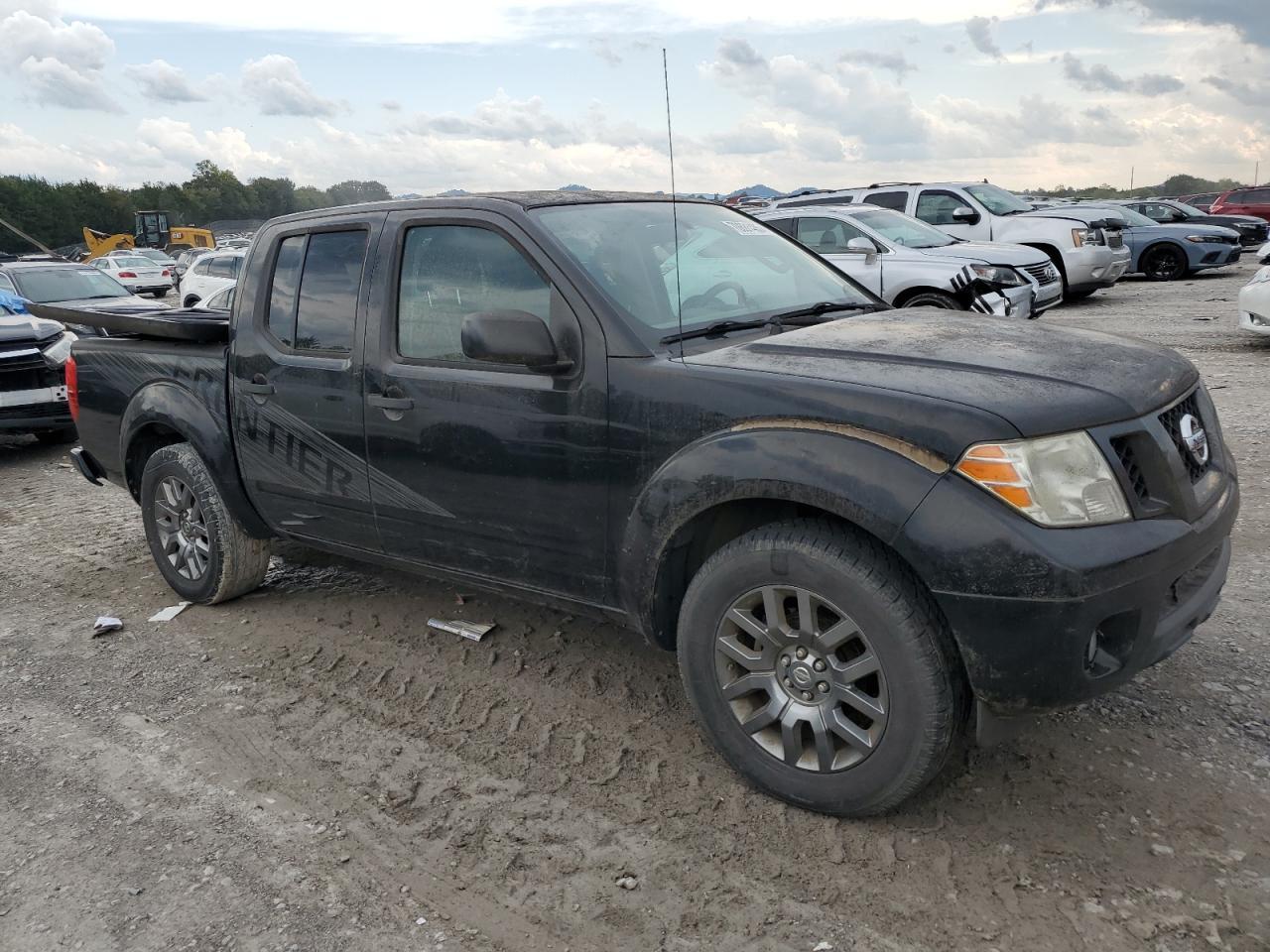 2012 NISSAN Frontier