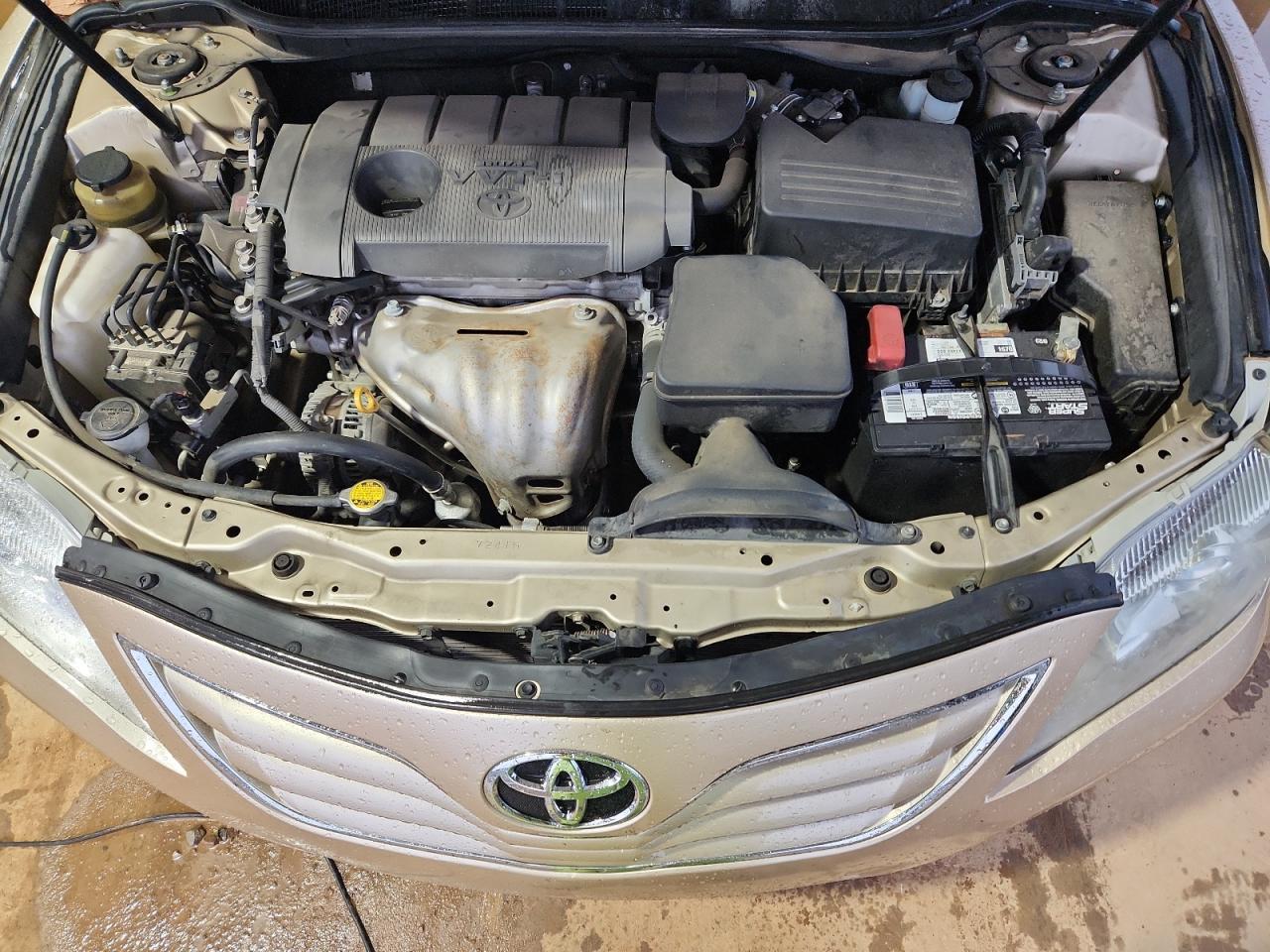 2011 TOYOTA CAMRY