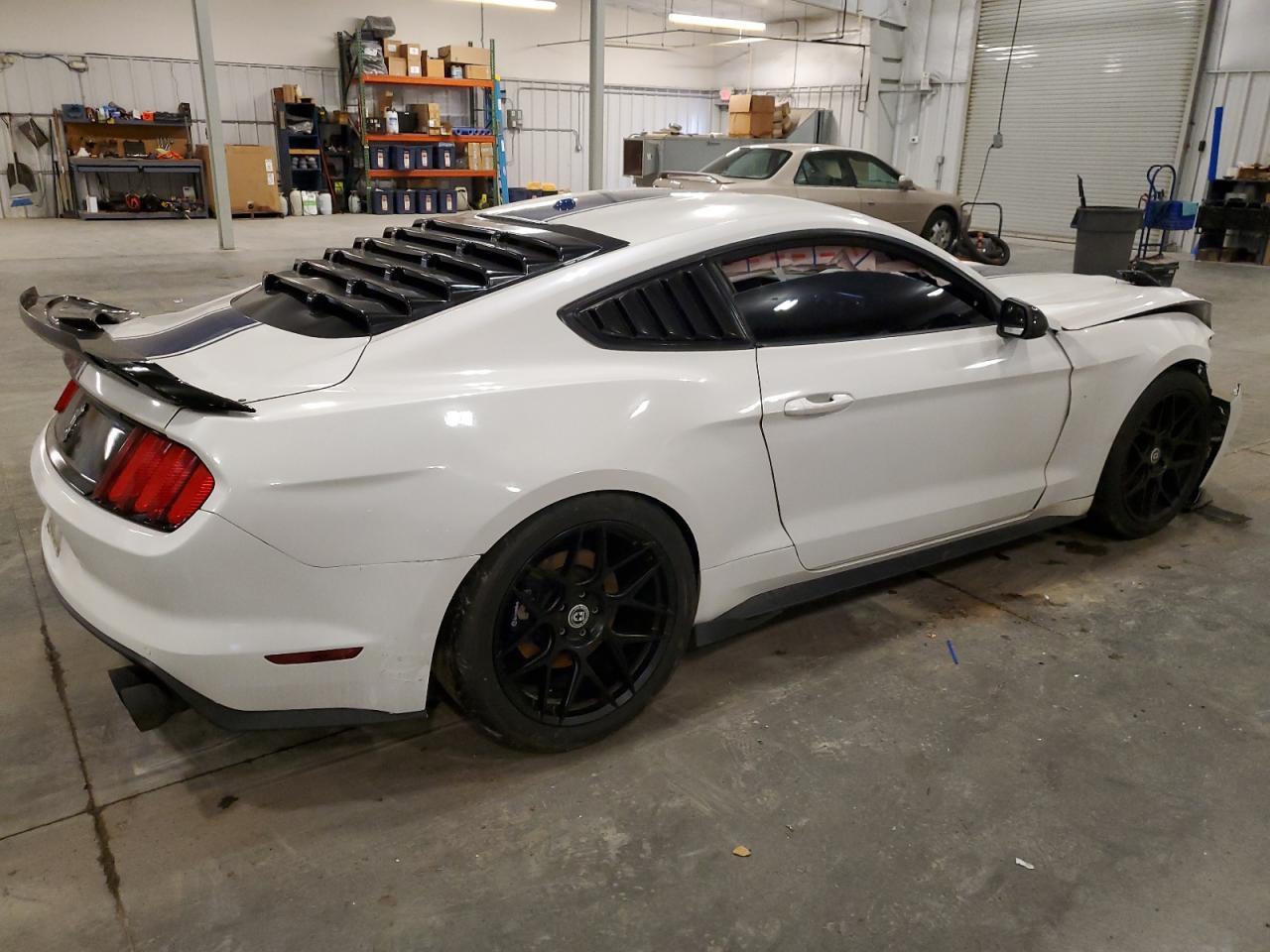 2017 FORD MUSTANG