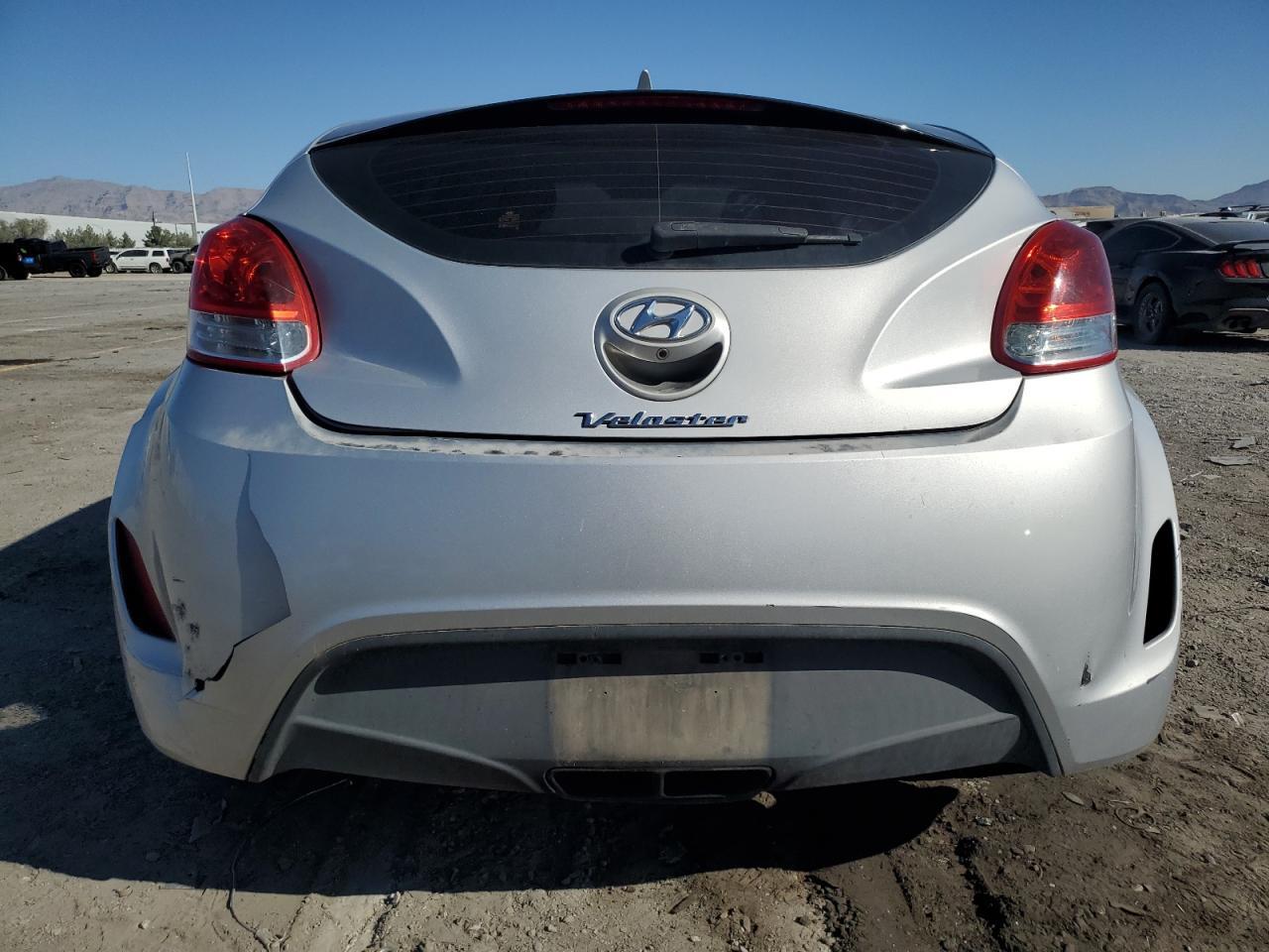 2016 HYUNDAI VELOSTER