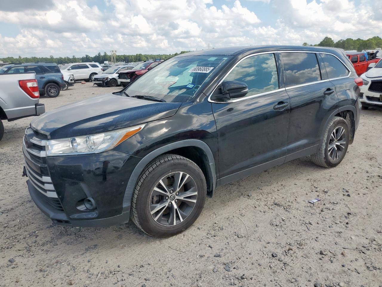 2019 TOYOTA HIGHLANDER
