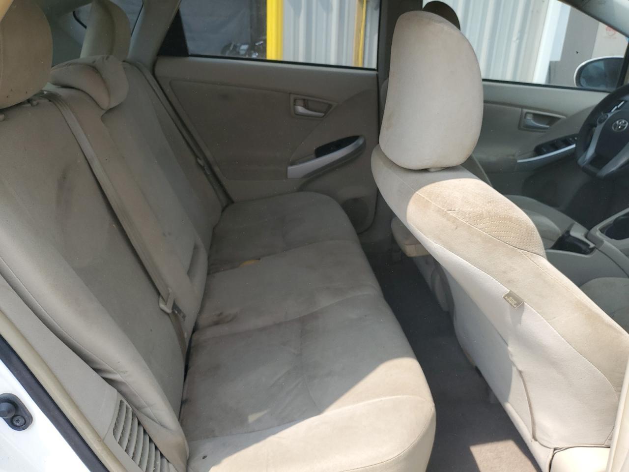 2011 TOYOTA PRIUS