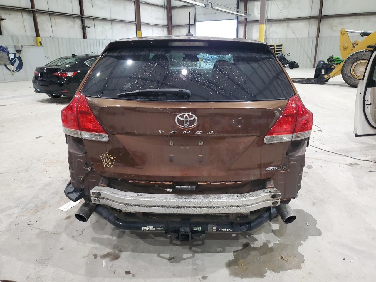 2010 TOYOTA VENZA