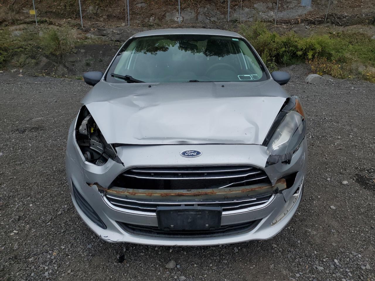 2017 FORD Fiesta