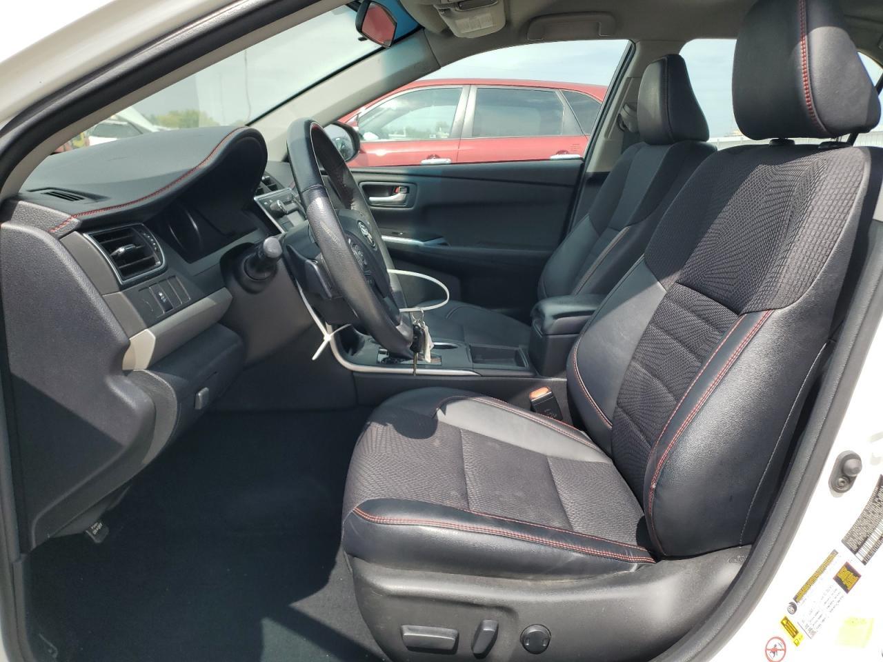 2017 TOYOTA CAMRY