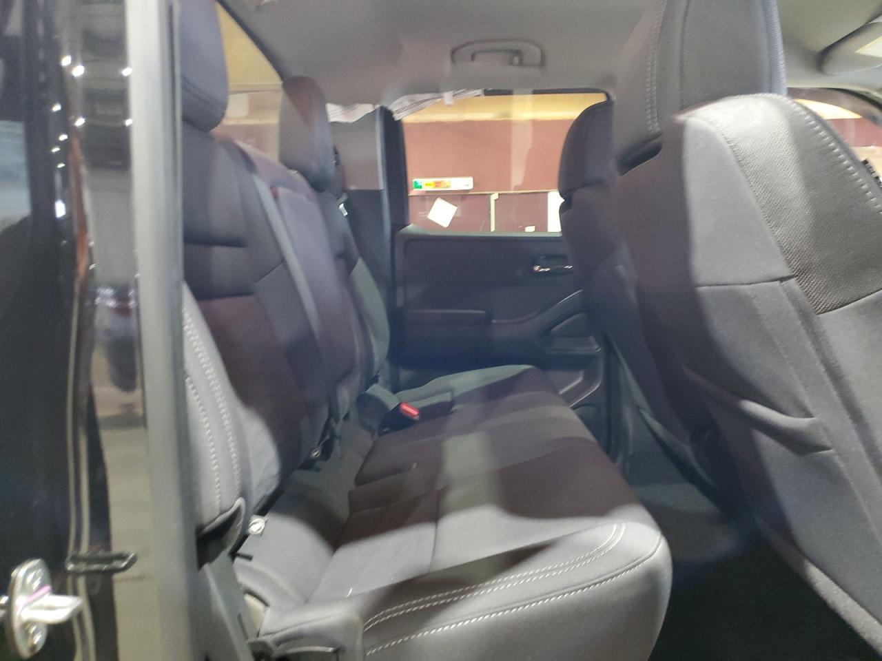 2024 NISSAN Frontier