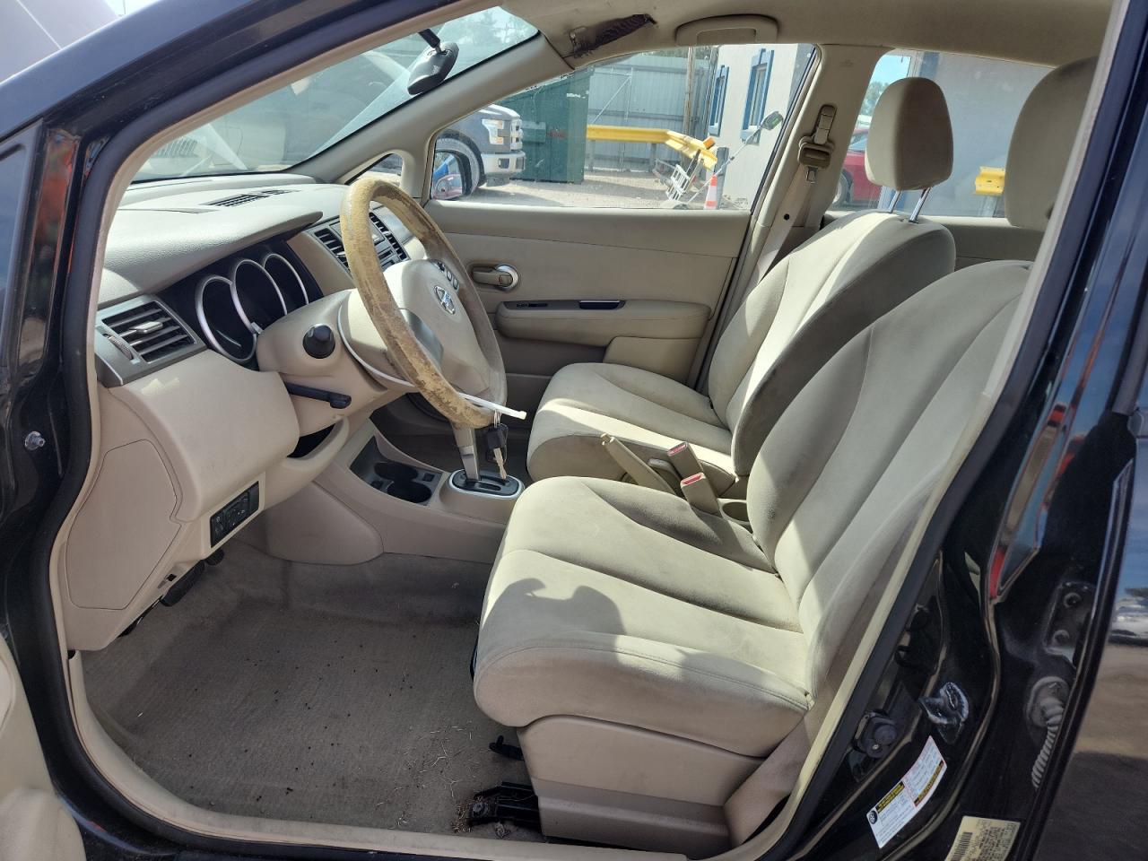 2009 NISSAN VERSA